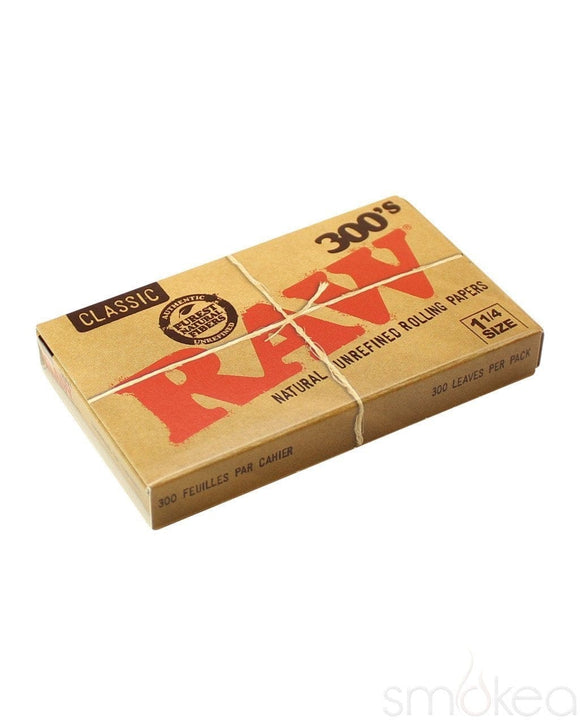 Raw 300's Classic 1 1/4 Rolling Papers